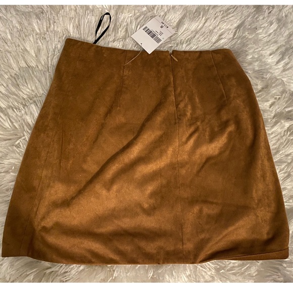 Forever 21 skirt - Picture 2 of 3